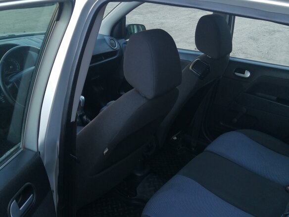 2008 Ford Fusion I Рестайлинг, серебристый, 495000 рублей - вид 21