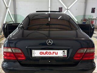 2000 Mercedes-Benz CLK-Класс 230 I (W208) Рестайлинг, синий, 950000 рублей, вид 3