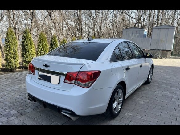 2014 Chevrolet Cruze I Рестайлинг, белый, 1000000 рублей - вид 5
