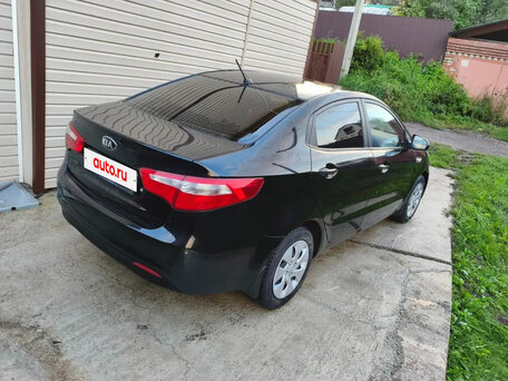 2014 Kia Rio III, чёрный, 820000 рублей, вид 3