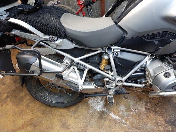 2013 BMW R 1200 GS, серебристый, 870000 рублей - вид 2
