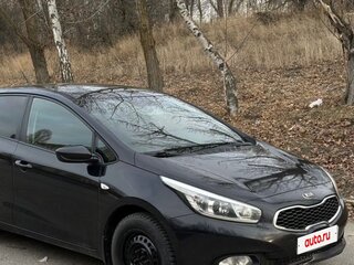2013 Kia Ceed II, чёрный, 900000 рублей, вид 3