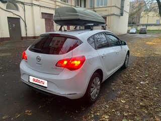 2014 Opel Astra J Рестайлинг, белый, 900000 рублей, вид 3