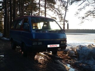 1986 Nissan Vanette II, красный, 120000 рублей, вид 2