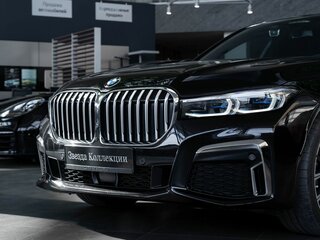 2021 BMW 7 серии 740d xDrive VI (G11/G12) Рестайлинг, серый, 6990000 рублей, вид 2