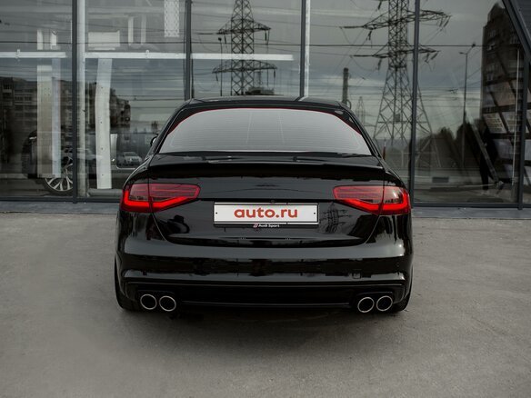 2014 Audi A4 IV (B8) Рестайлинг, чёрный - вид 4