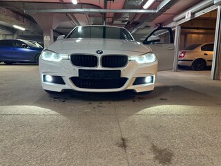 2016 BMW 3 серии 320i xDrive VI (F3x) Рестайлинг, белый, 2500000 рублей, вид 2