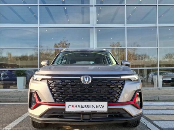 2025 Changan CS35 Plus I Рестайлинг, серебристый, 2839900 рублей - вид 1