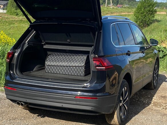 2019 Volkswagen Tiguan II, чёрный, 1950000 рублей - вид 12
