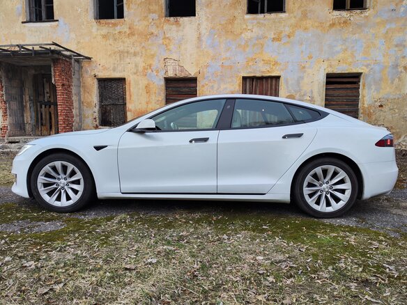 2019 Tesla Model S Long Range I Рестайлинг, белый, 4750000 рублей - вид 10
