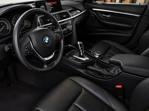 2018 BMW 3 серии 320d xDrive VI (F3x) Рестайлинг, синий, 3049000 рублей - вид 11