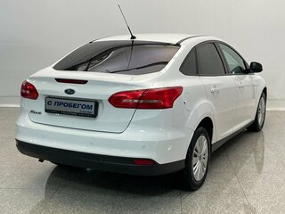 2016 Ford Focus III Рестайлинг, белый, 950000 рублей, вид 4