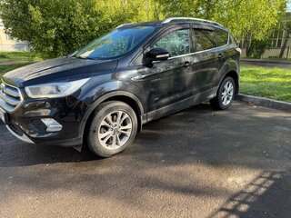 2018 Ford Kuga II Рестайлинг, чёрный, 1400000 рублей, вид 5