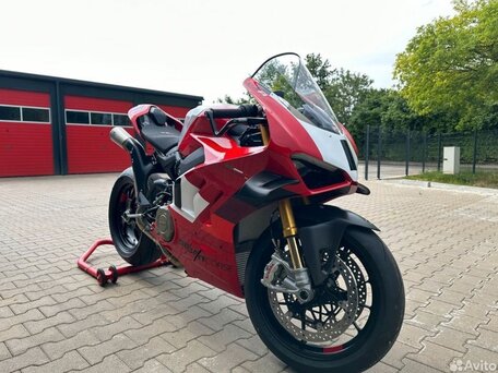 2023 Ducati Panigale V4, красный, 5000000 рублей, вид 1