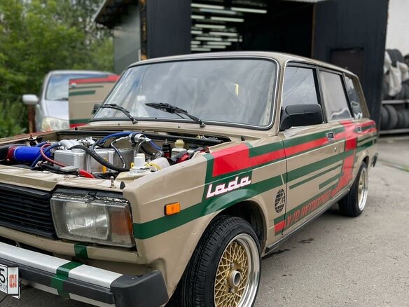 1987 Lada (ВАЗ) 2104, бежевый