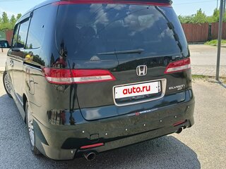 2006 Honda Elysion I Рестайлинг, чёрный, 1300000 рублей, вид 3