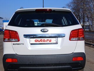 2011 Kia Sorento II, белый, 1300000 рублей, вид 4