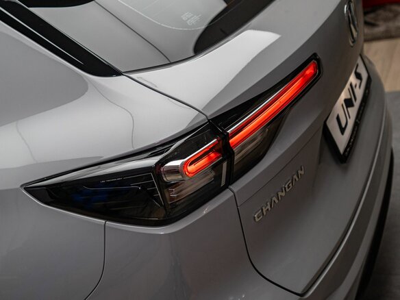 2025 Changan UNI-S I, серебристый, 3209900 рублей - вид 6