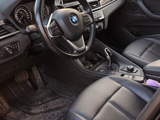 2020 BMW X1 18i sDrive II (F48) Рестайлинг, чёрный, 2700000 рублей, вид 5