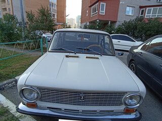 1985 Lada (ВАЗ) 2101, белый, 300000 рублей, вид 2