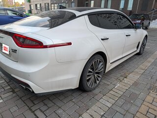 2018 Kia Stinger I, белый, 2300000 рублей, вид 5