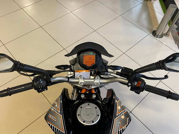 2014 KTM 390 Duke, чёрный - вид 7