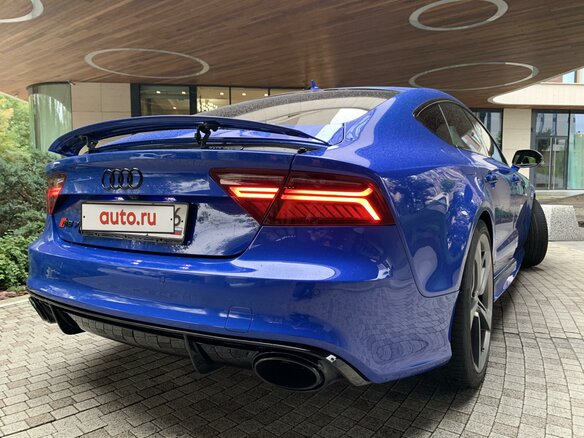 2015 Audi RS 7 I (4G) Рестайлинг, синий - вид 6