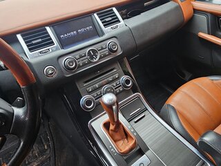 2010 Land Rover Range Rover Sport I Рестайлинг, чёрный, 2000000 рублей, вид 4