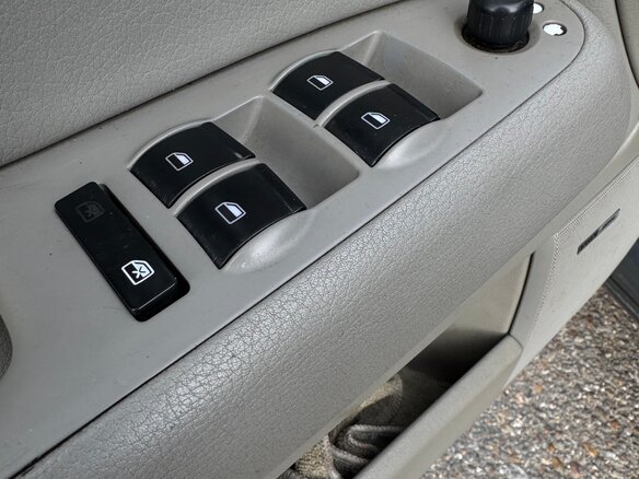 2005 Audi A4 III (B7), серый, 650000 рублей - вид 19