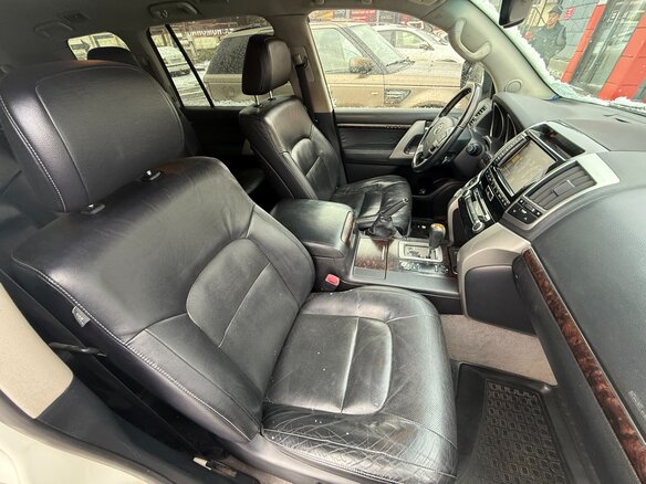 2012 Toyota Land Cruiser 200 Series Рестайлинг 1, белый, 3599000 рублей - вид 9