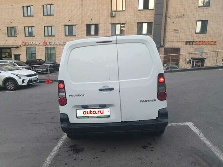 2011 Peugeot Partner, белый, 400000 рублей, вид 2