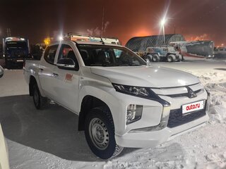 2021 Mitsubishi L200 V Рестайлинг, белый, 2500000 рублей, вид 4