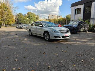 2011 Nissan Teana II (J32) Рестайлинг, белый, 1000000 рублей, вид 3