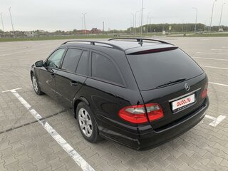 2009 Mercedes-Benz E-Класс 200 III (W211, S211) Рестайлинг, чёрный, 949000 рублей, вид 4