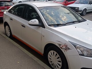 2010 Chevrolet Cruze I, белый, 650000 рублей, вид 4