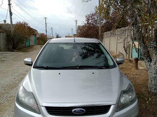 2008 Ford Focus II Рестайлинг, серебристый, 599000 рублей, вид 1