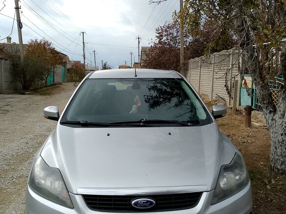 2008 Ford Focus II Рестайлинг, серебристый, 599000 рублей