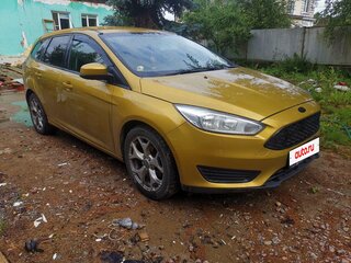 2016 Ford Focus III Рестайлинг, жёлтый, 737000 рублей, вид 2