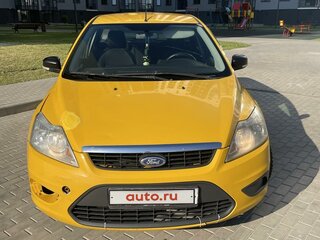 2011 Ford Focus II Рестайлинг, жёлтый, 320000 рублей, вид 2