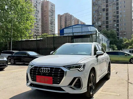Audi Q3 II (F3)