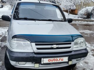 2004 Chevrolet Niva I, серебристый, 500000 рублей, вид 1