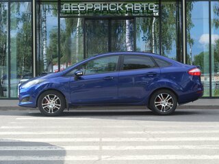 2016 Ford Fiesta Mk6 Рестайлинг, синий, 840000 рублей, вид 2