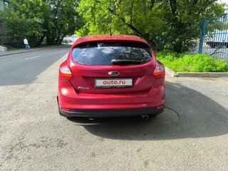 2012 Ford Focus III, красный, 999999 рублей, вид 3
