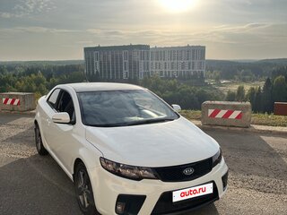 2011 Kia Cerato Koup II, белый, 750000 рублей, вид 4