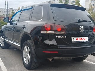 2008 Volkswagen Touareg I Рестайлинг, чёрный, 990000 рублей, вид 4