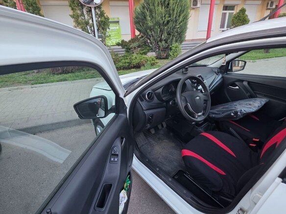 2019 Lada (ВАЗ) Granta I Рестайлинг, белый, 510000 рублей - вид 23