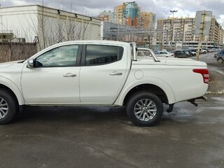 2015 Mitsubishi L200 V, белый, 2370000 рублей, вид 4