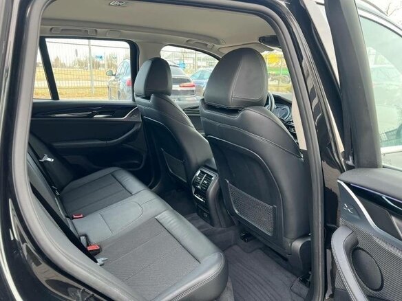 2020 BMW X3 30e xDrive III (G01), чёрный, 2790000 рублей - вид 6