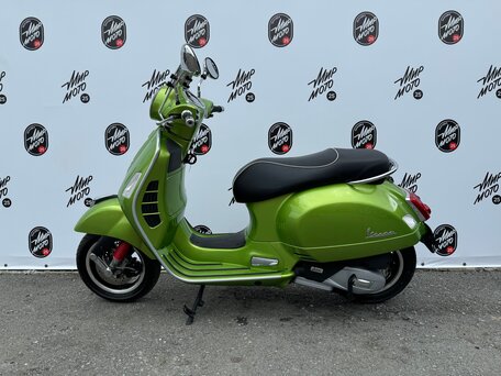 2019 Vespa GTS 150, зелёный, 390000 рублей, вид 3