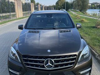 2013 Mercedes-Benz M-Класс 350 CDI III (W166), коричневый, 3100000 рублей, вид 3